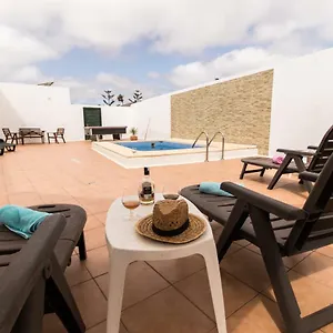 casa-nora.in-canary-islands.com/