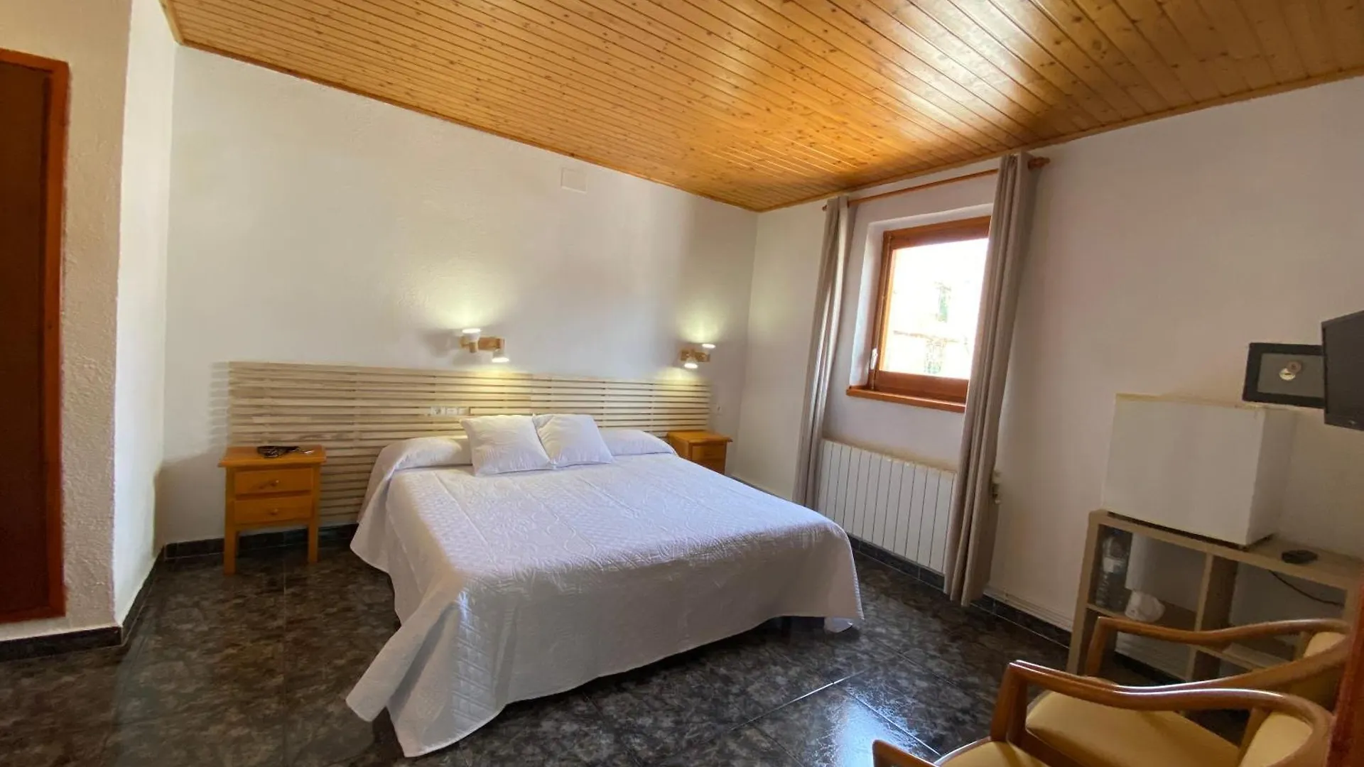 Hotel Rural Cal Amadeu Vilanova de Escornalbou